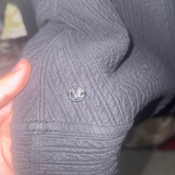 Lululemon Retreat Yourself Pullover! - Picture 4 of 6